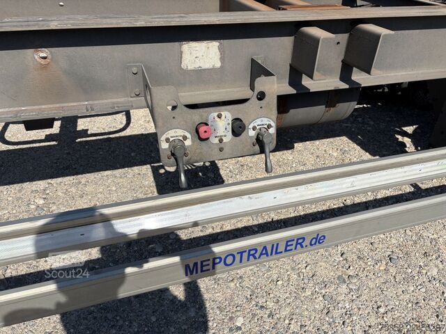 Remolque con chasis intercambiable SOMMER Verzinkte BDF Lafette 235/75R17,5 BPW