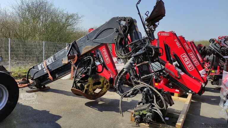 Kokmateriālu transportieris Diversen LADEKRAN LOGLIFT F251S 80A LADEKRAN LOGLIFT F25...