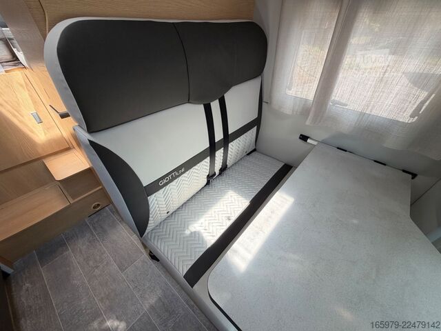 Camper mansardato GIOTTILINE Siena 422 - Full Pack