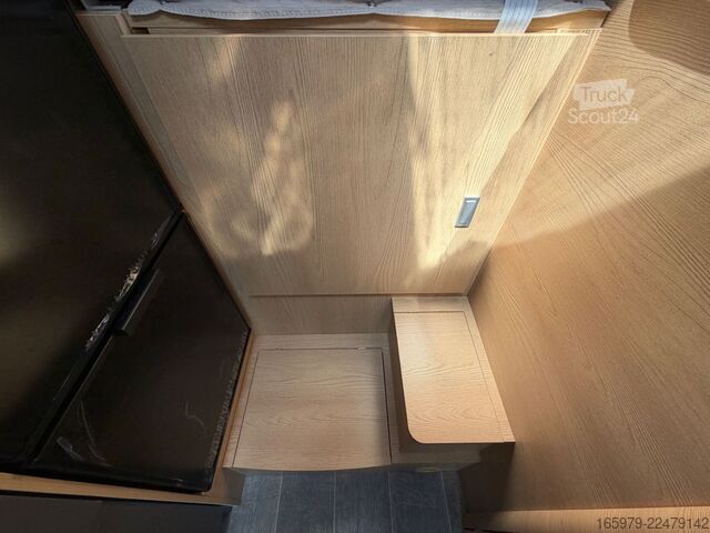 Camper mansardato GIOTTILINE Siena 422 - Full Pack