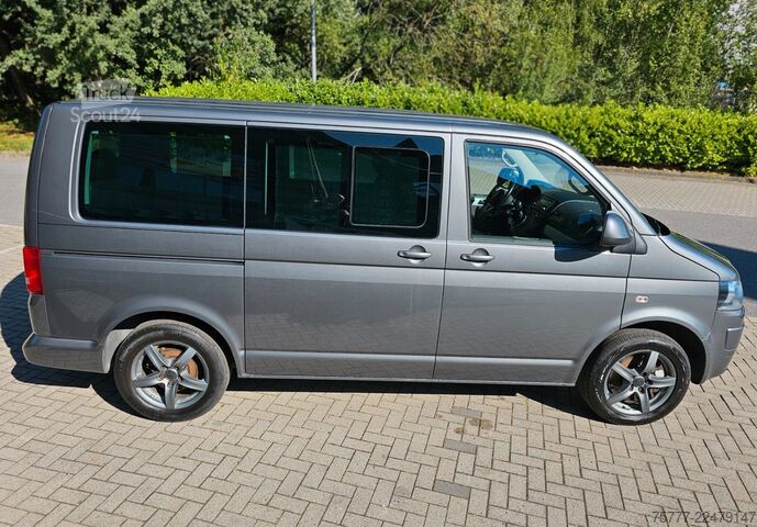 Minibuss VW T5  Multivan Comfortline-DSG-AHK-7Sitze-St.Heiz