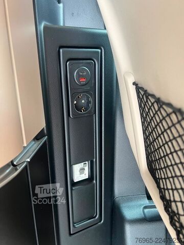 Campingvogn MERCEDES-BENZ V 300 LANG MARCO POLO LED AIRMATIC KÜCHE WEBASTO