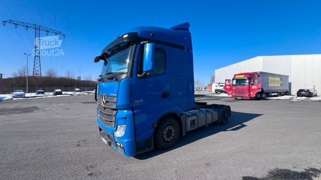 Volumen SZM MERCEDES-BENZ Actros 1845 LSNRL