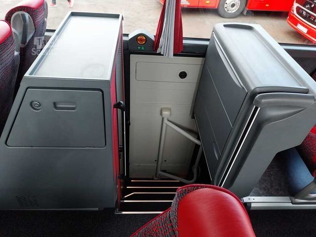 Autocar SETRA S 517 HD, 6X2, EURO 6, 60 SEATS, WC, TV