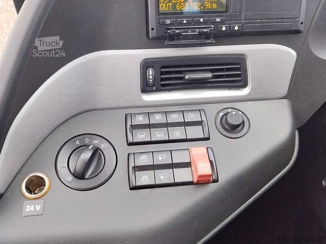 Autocar SETRA S 517 HD, 6X2, EURO 6, 60 SEATS, WC, TV