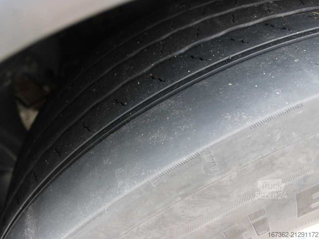 Ciągnik siodłowy typu volume SCANIA R 560, RETARDER, SECONDARY AIR CONDITIONING