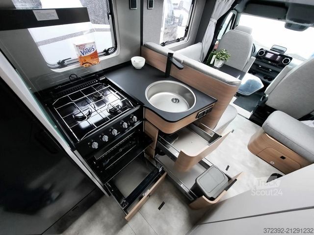 Półzintegrowany kamper HYMER/ERIBA B-Klasse MC T 600 Verfüg./Autark/AHK/TV/Winter