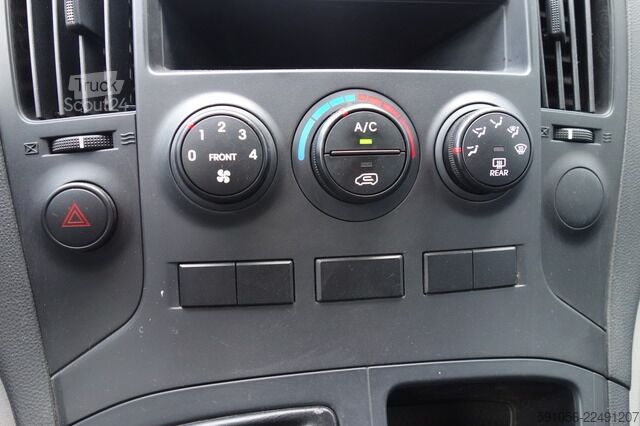 Kassevogn hyundai H-1 2.5 D STAREX KASTEN 2sTÜR/AHK/KLIMAANLAGE