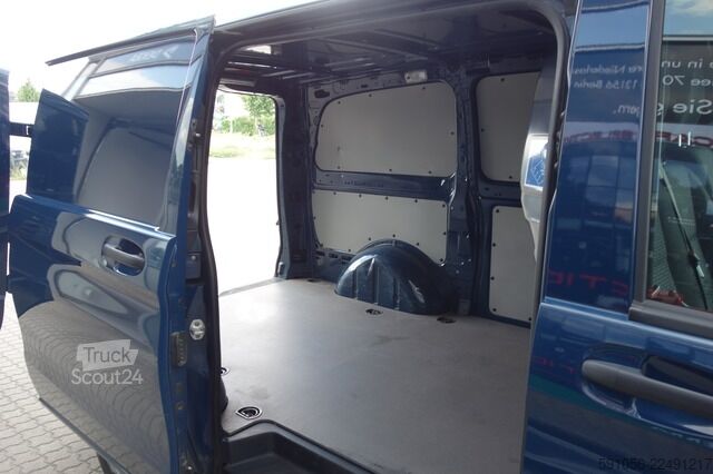 Kastenwagen mercedes-benz Vito 116 CDI KASTEN LANG LED/STDHZG/AHK/AUT/KLIMA