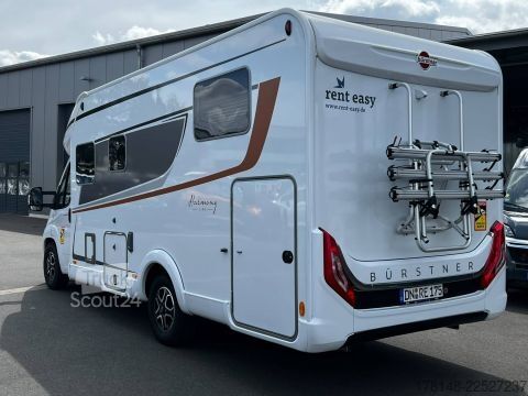 Halvintegreret autocamper Bürstner Lyseo TD 727 G