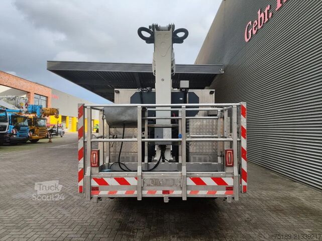 Hebebühne Mercedes-Benz Antos 1833 4x2 France Elevateur 284 TBE