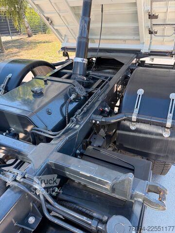 Kravas automašīna ar furgonu un celtni IVECO Daily 72-180 Meiller Kipper Kran 10m FUNK AHK