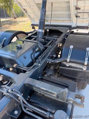 Furgone ribaltabile IVECO Daily 72-180 Meiller Kipper Kran 10m FUNK AHK