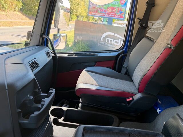Ανατρεπόμενο φορτηγό VOLVO FMX 6x4 KRAN abstattelbar 18m Kipper Bordmatik