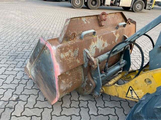 Riteņu iekrāvējs KRAMER 380 / 480 Allrad/ Schaufel/ PG/ 3.623 Bh