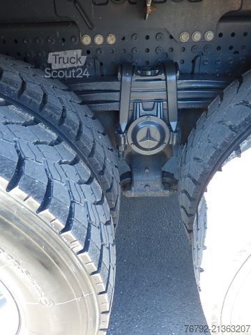 Tre-sidet tipbil MERCEDES-BENZ 4151 K 8x4 Meiller-Kip./Bordmat/M-Fhs./Ret/52tkm