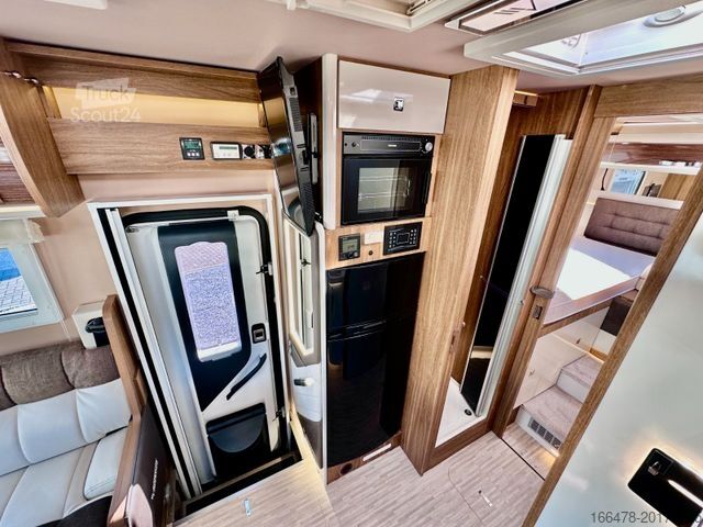 Autocaravana integral MOBILVETTA K-Yacht TeknoLine 86 Einzelbetten-Hubbett-Autom.