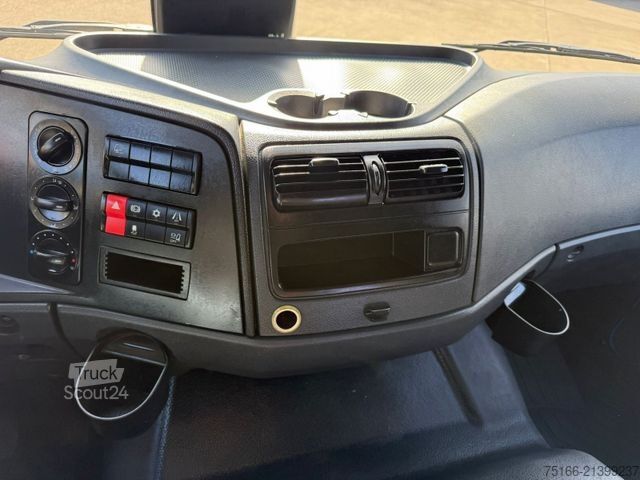 Camión caja MERCEDES-BENZ ATEGO 1224 L Koffer 7,30 m LBW 1,5 to.*KLIMA+AHK