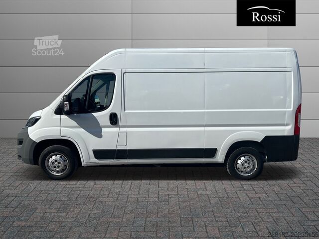 Furgon z wysokim dachem CITROEN Jumper III (II 2011) - Jumper 33 L2H2 2.2 bluehdi 140cv S&S