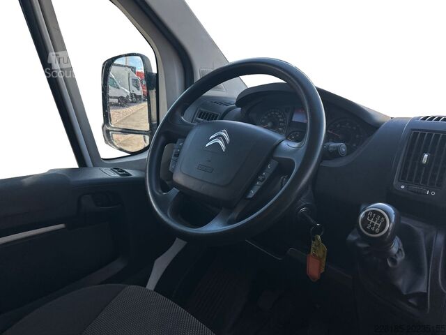 Furgon z wysokim dachem CITROEN Jumper III (II 2011) - Jumper 33 L2H2 2.2 bluehdi 140cv S&S