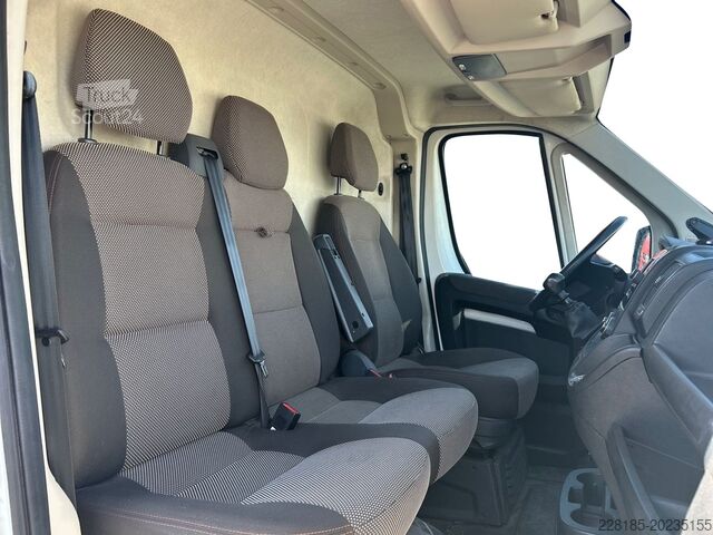 Furgon z wysokim dachem CITROEN Jumper III (II 2011) - Jumper 33 L2H2 2.2 bluehdi 140cv S&S
