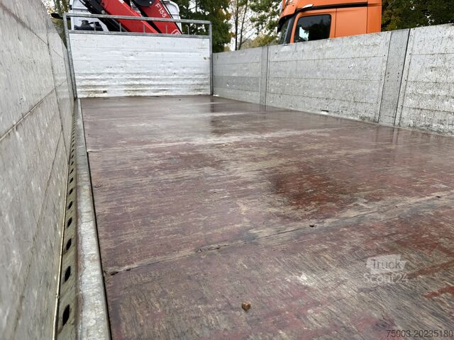 Camion plateau Mercedes-Benz Actros MP5 1824 Kran Fassi F155