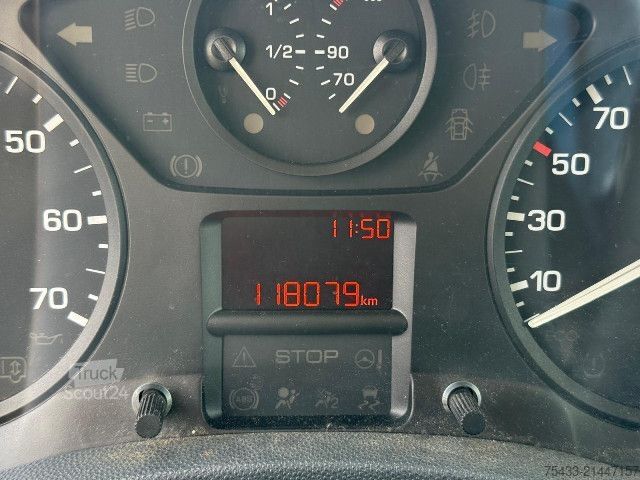 Sonderausbau-Transporter Fiat SCUDO CON SPONDA