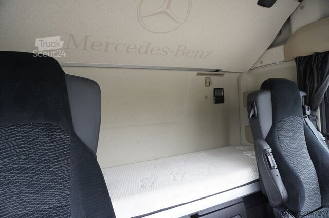 Платформа с кран Mercedes-Benz Actros 2545 MP5 / 60 tho. km / Palfinger
