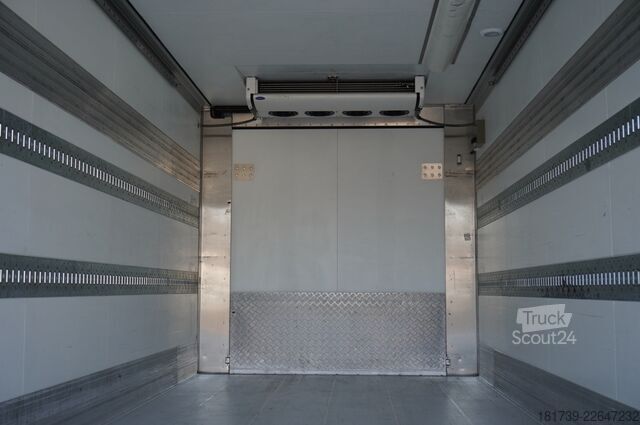 Ledusskapja piekabe / 20 vienības ROHR refrigerated trailer / Carrier Supra 850