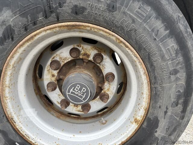 Anhänger-Wechselfahrgestell Schwarzmüller Verzinkt+Breitreifen+lange Federbälge