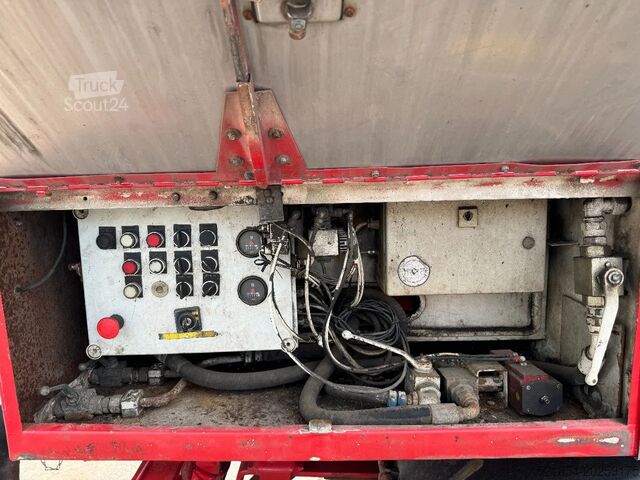Suction vehicle Volvo FL 10.320 4x2, Tipper 12m3 Sludge & Flushing Tr...