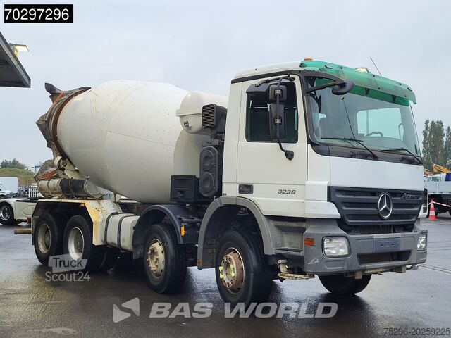 Mixer Mercedes Actros 3236 8X4 9m3 Liebherr Mixer Big-Axle Ste...