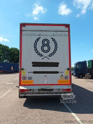 Gesloten autotransporter Kässbohrer Sp9-16 CVT
