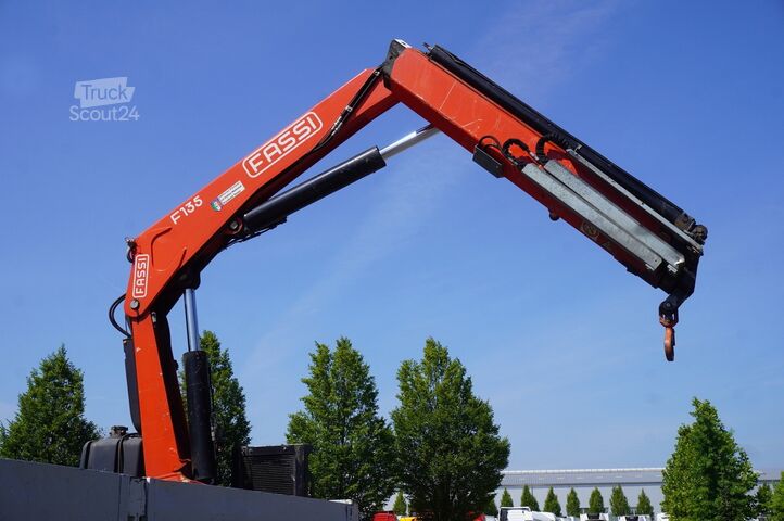 Plattform Iveco EUROCARGO 190-280L / FASSI F135A / 8 M