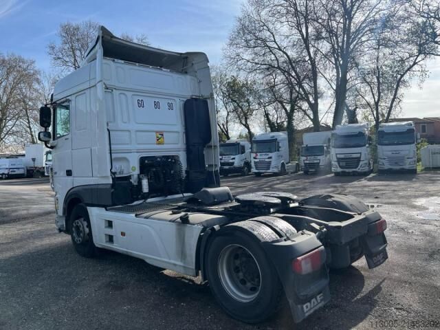 Standard tractor unit DAF XF 450