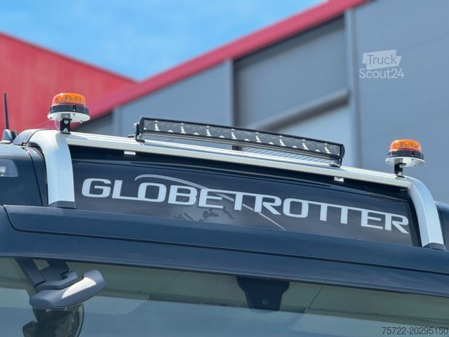 Holztransporter LKW VOLVO FH 540 BL 6x4 Plattform Kran TAJFUN LIV L150Z96