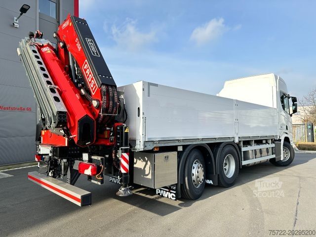 Platforminis sunkvežimis SCANIA R 560 6x2-4/BAUSTOFFFAHRZEUG/KRAN FASSI F255RA