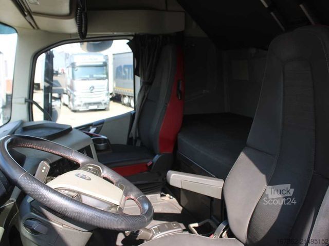 Samochód ciężarowy z plandeką typu platforma VOLVO FH 500, TRANSIT SET, LIFTING AXLE, VEB +, NAVI