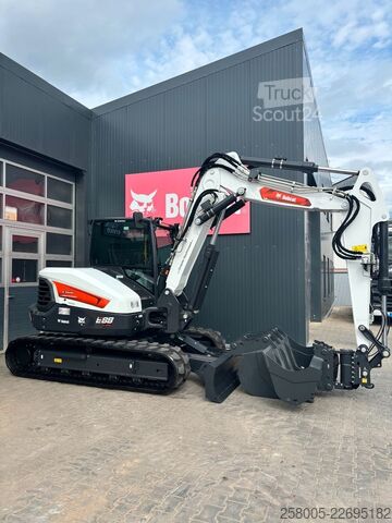 Minibagr BOBCAT E 88 - Verstellausleger / 0 % Finanzierung