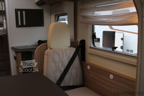Teilintegriertes Wohnmobil Bürstner Limited T 727 G