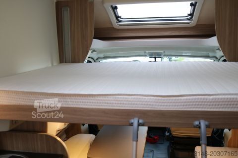 Teilintegriertes Wohnmobil Bürstner Limited T 727 G