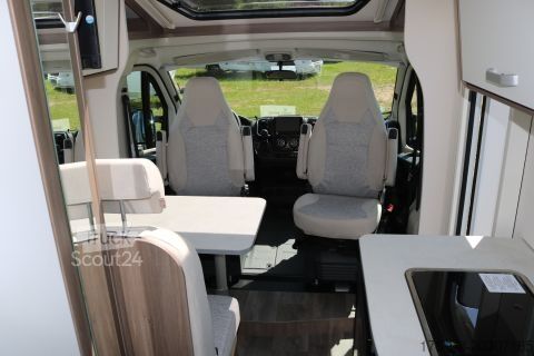 Caravana/autocaravana Carado T 135