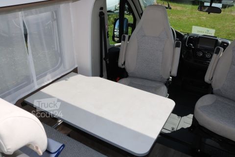Caravana/autocaravana Carado T 135