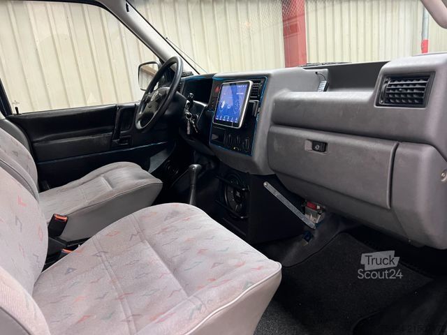 Minibus VOLKSWAGEN T4 2.5 Tdi Multivan Aufstelldach Klima Navi