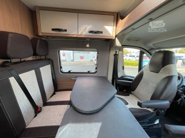 Pusiau integruotas kemperis SUNLIGHT T 58 *Raumwunder*Panorama Dachhaube*