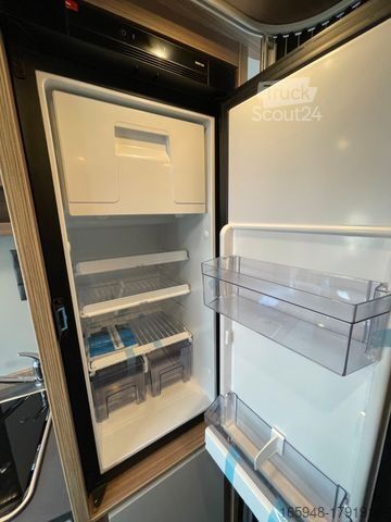 Pusiau integruotas kemperis SUNLIGHT T 58 *Raumwunder*Panorama Dachhaube*