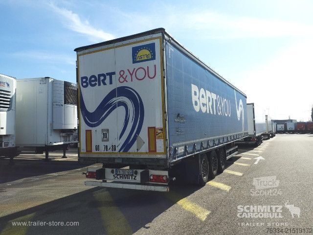 Semirimorchio con telone Schmitz Cargobull Semitrailer Curtainsider Standard
