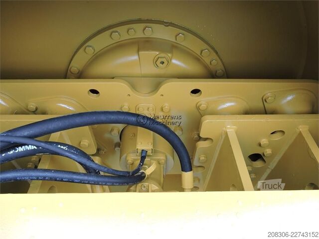 Valjak sa jednim bubnjem CATERPILLAR CS78B