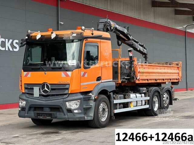 Camião porta-contentores de gancho MERCEDES-BENZ Actros 2546L 6x2 Lenk-/Lift Abroller mit Kran