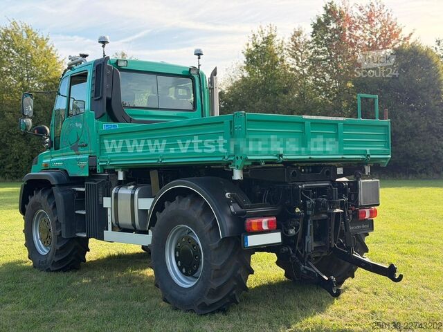 Remorcă autopropusă pentru furaje MERCEDES-BENZ Unimog U530 LOF Agrar DSK *Top Zustand*
